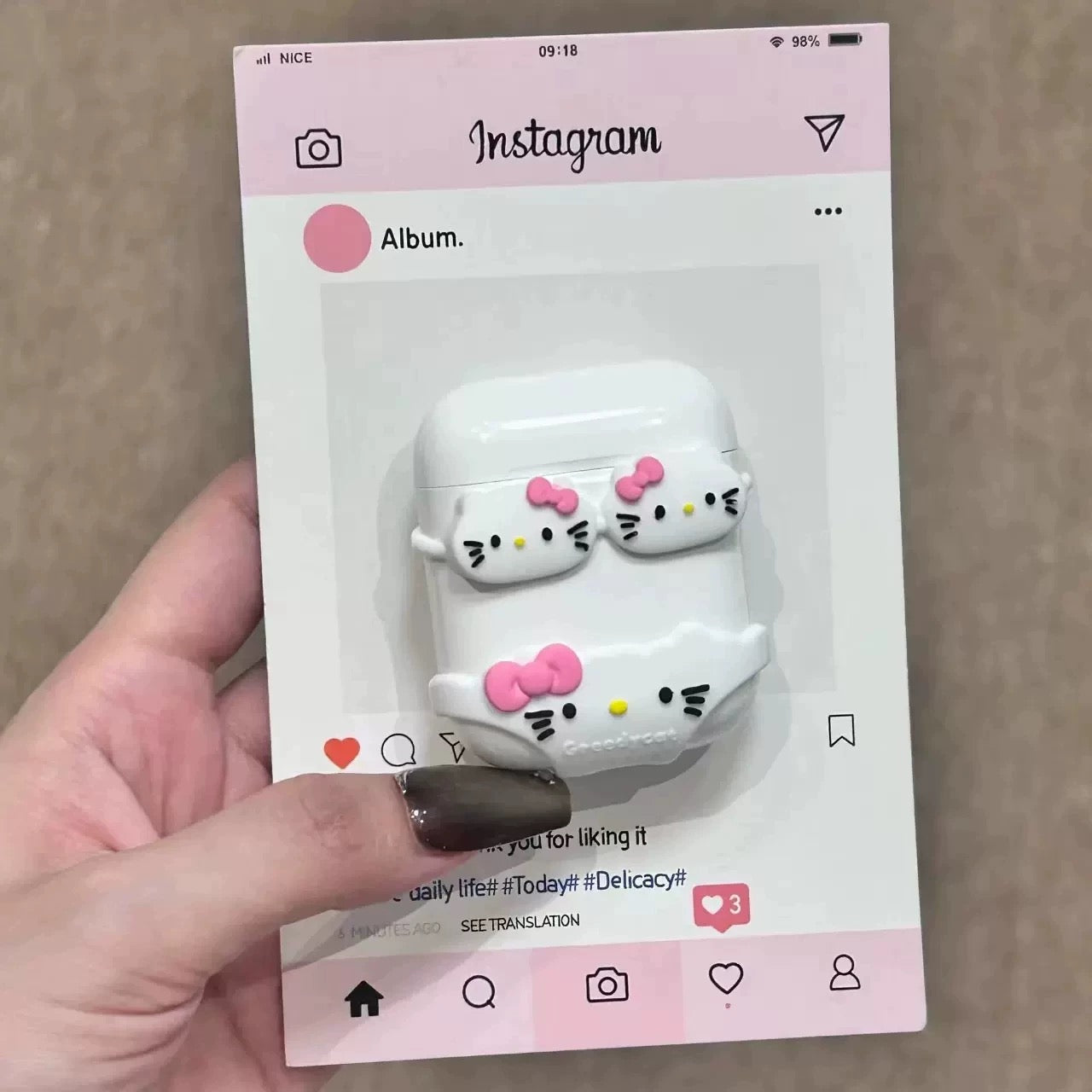 Hello Kitty bikini earphone case