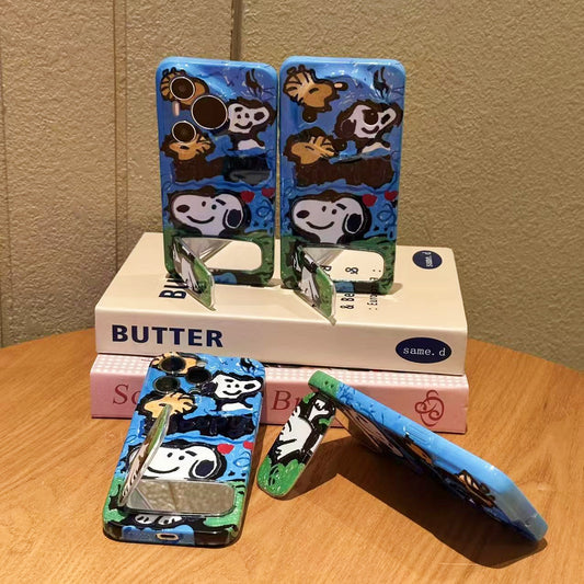 Doodle-style Snoopy phone case with a mirror stand