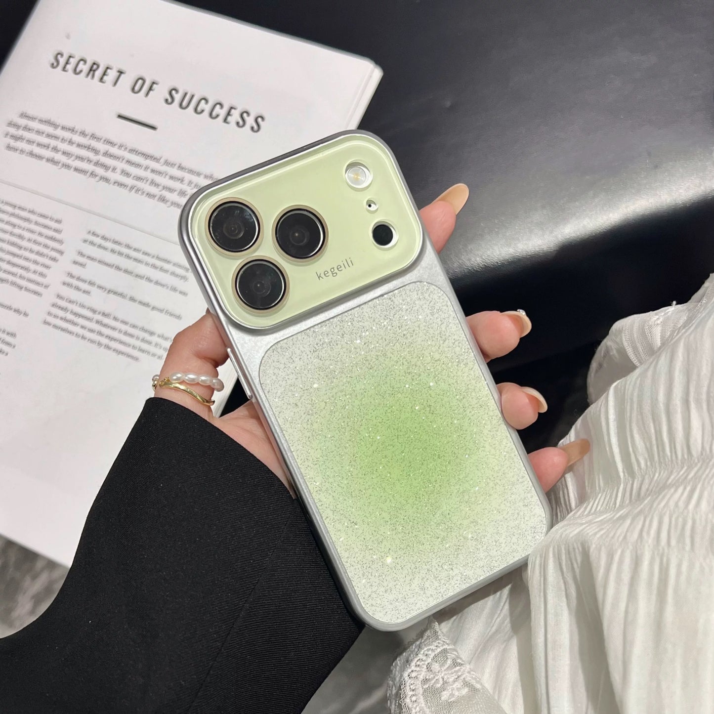 Premium glitter phone case