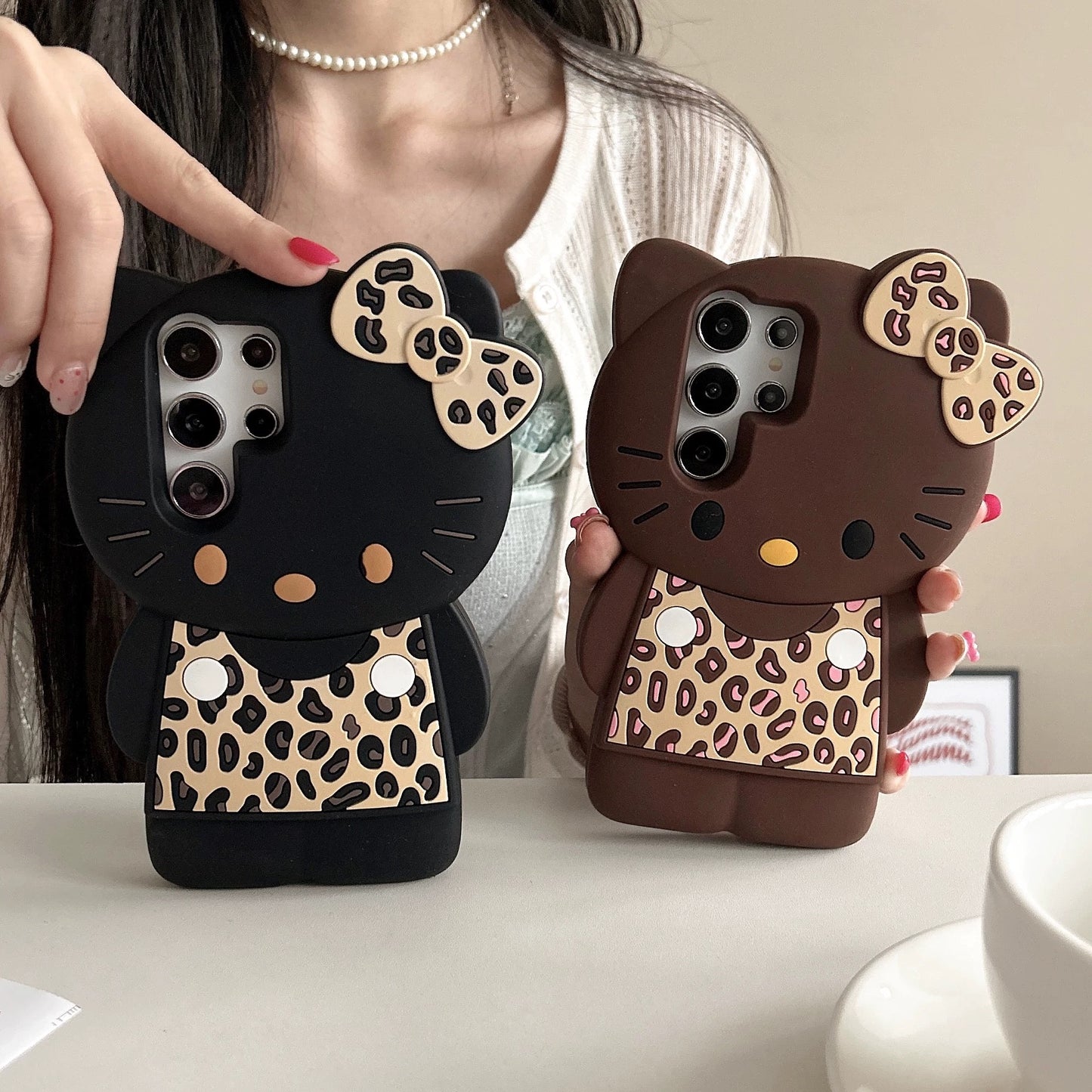 Coque de téléphone Samsung à motif léopard et nœud papillon chat