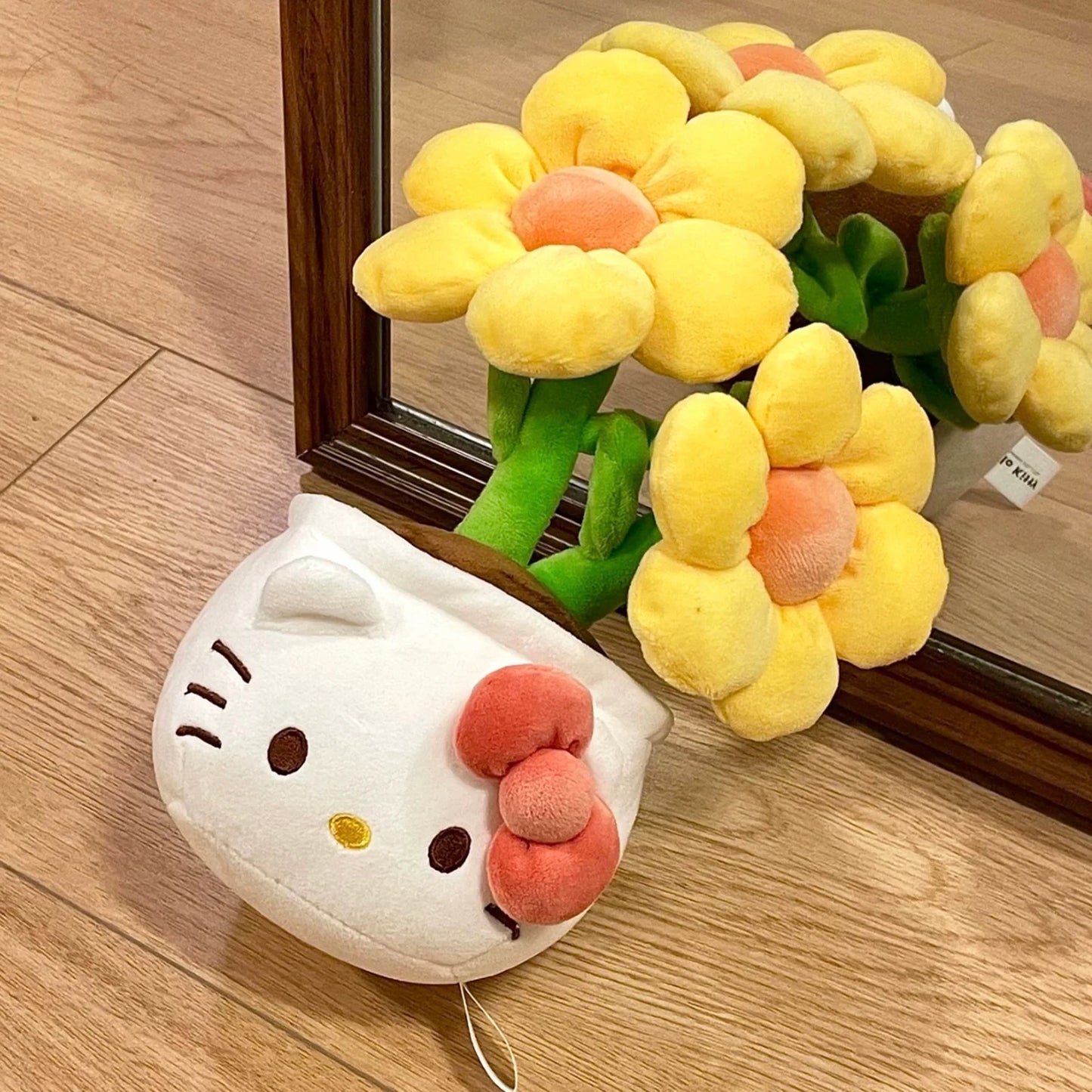 Hello Kitty Plush Bouquet & Potted Doll