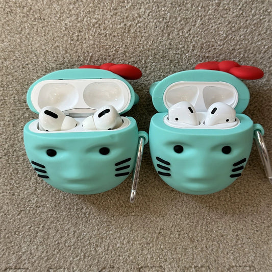 Hello Kitty Earphone Case